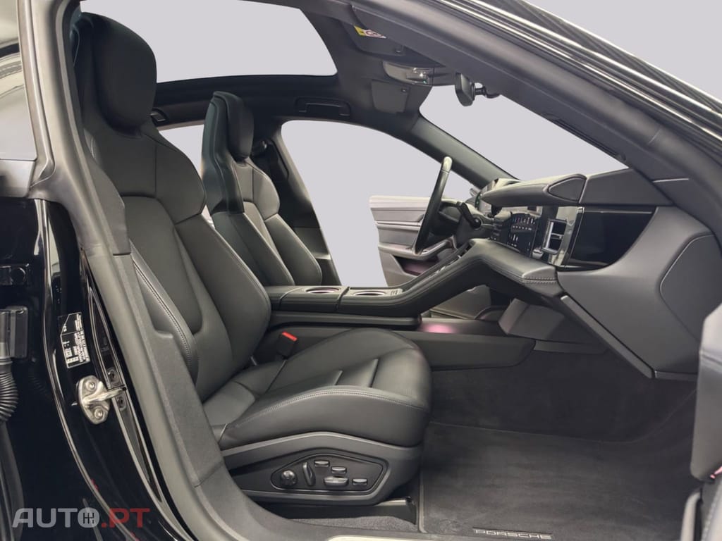 Porsche Taycan 4S Performance I.V.A DEDUTIVEL 