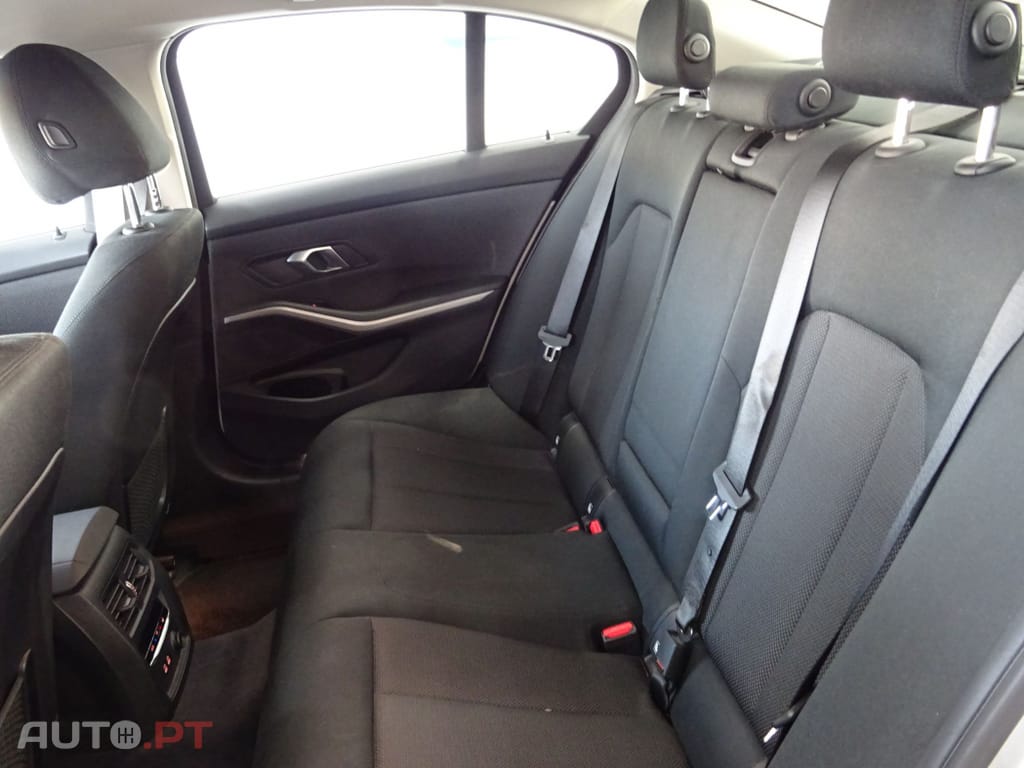 BMW 330 e Corporate Edition Auto