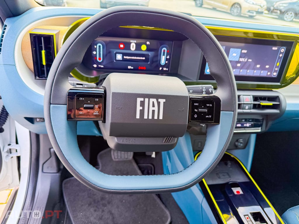 Fiat Grande Panda 1.2 Hybrid La Prima eDCT