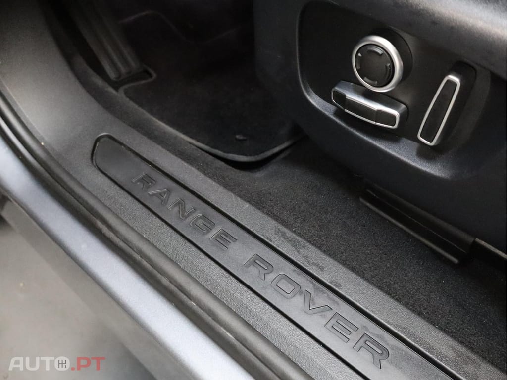 Land Rover Evoque 1.5 I3 PHEV 300 AWD Auto R-Dynamic S