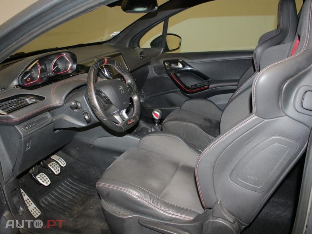 Peugeot 208 1.6 e-THP GTi by Sport