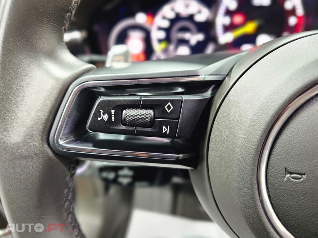 Porsche Panamera 4 E-Hybrid