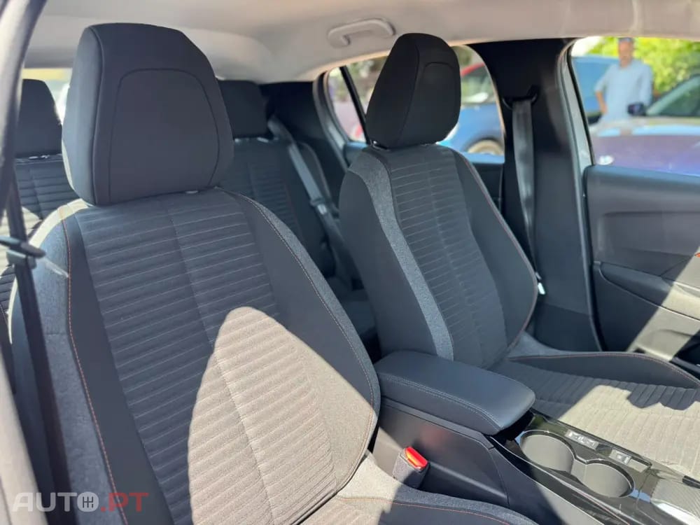 Peugeot E-208 50 kWh Active Pack