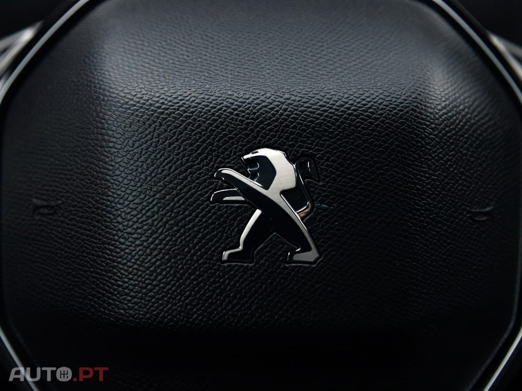 Peugeot 5008 1.5 BlueHDi Allure EAT8