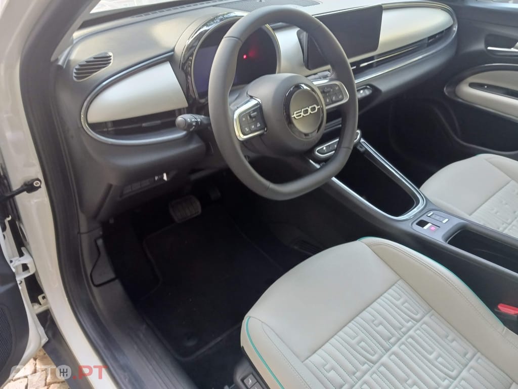 Fiat 600e 54 kWh La Prima