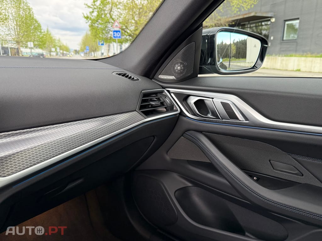 BMW i4 eDrive40 Desportiva M