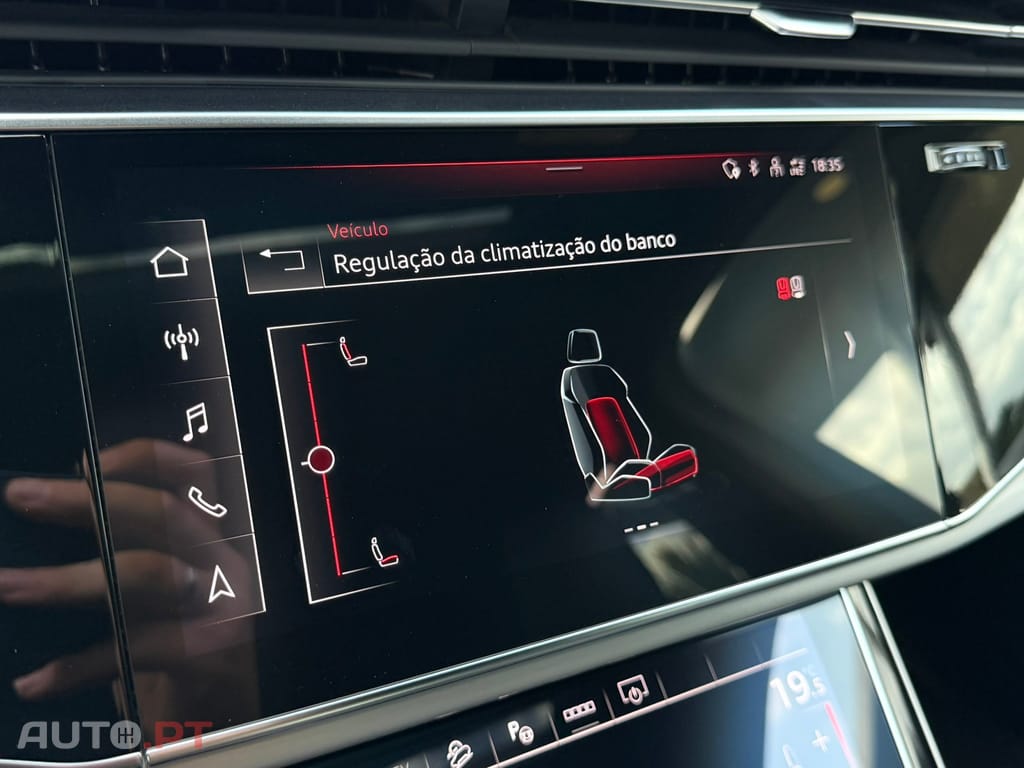 Audi Q7 60 TFSIe quattro S line Tiptronic