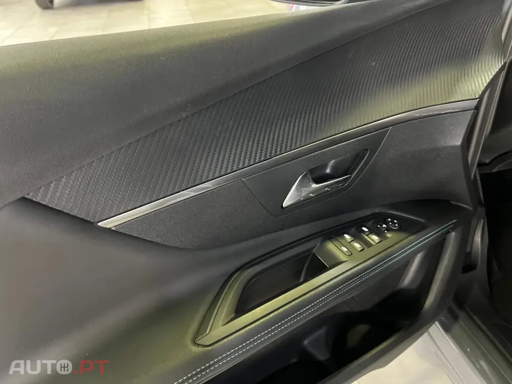 Peugeot 3008 1.6 Hybrid GT e-EAT8