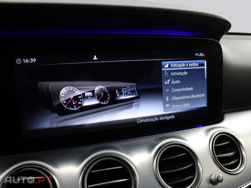 Mercedes-Benz E 300 De AVANTGARDE 