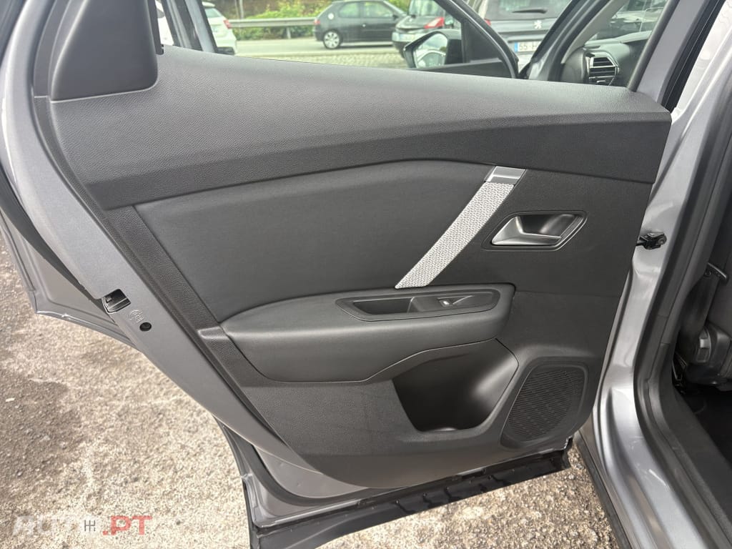 Citroen C4 1.2 PureTech Feel Pack EAT8
