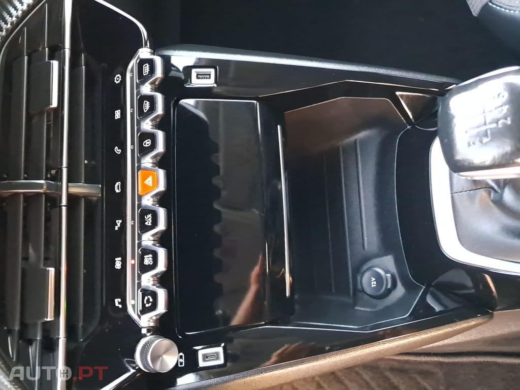 Peugeot 2008 1.2 PureTech Allure Pack