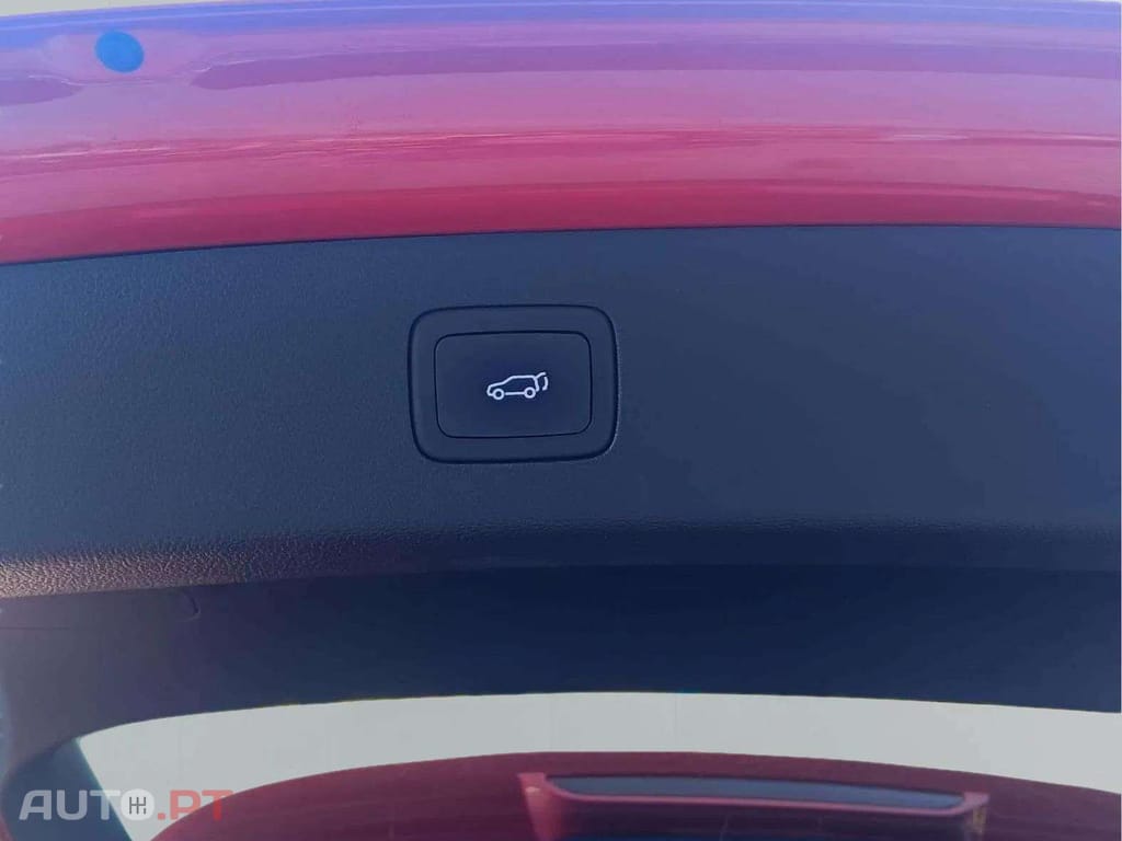MG EHS LUXURY PHEV