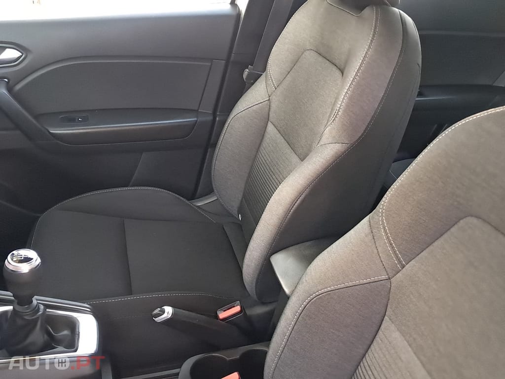 Renault Captur 1.0 TCe Equilibre Bi-Fuel