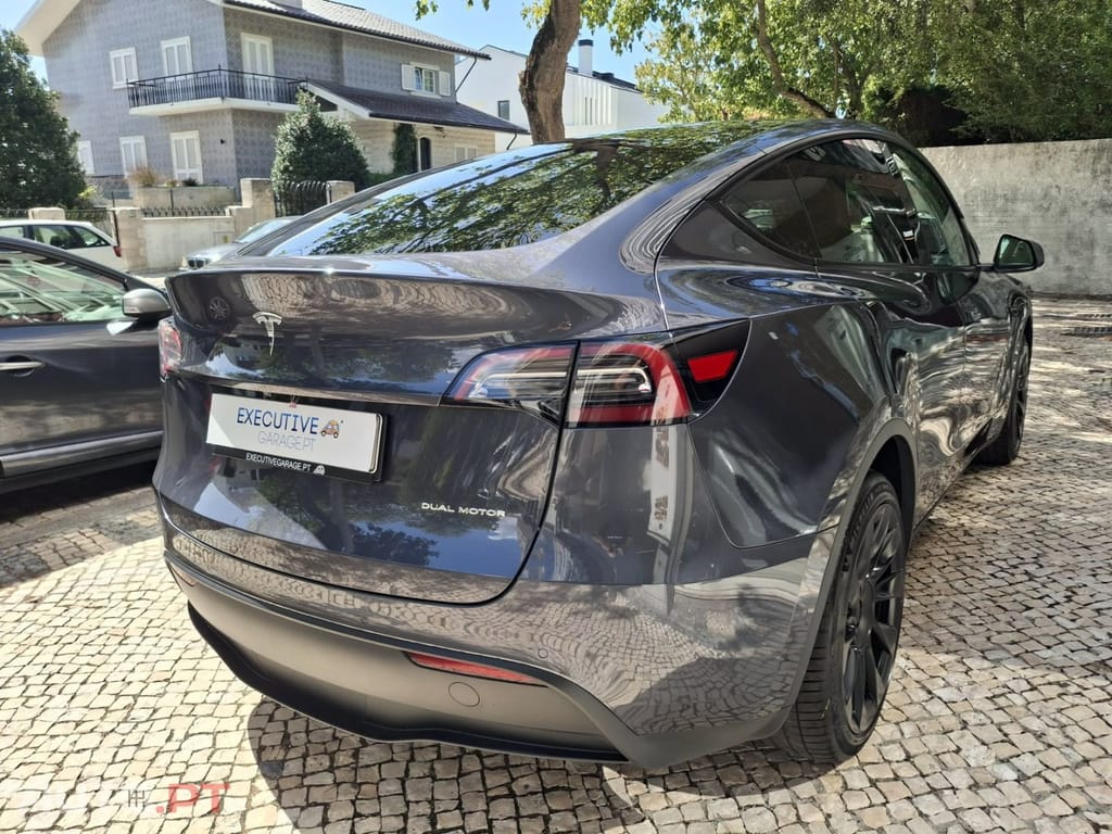 Tesla Model Y Long Range Tração Integral