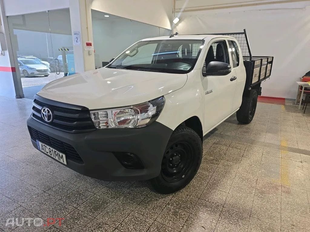Toyota Hilux 2.4 D-4D 4WD CE CH