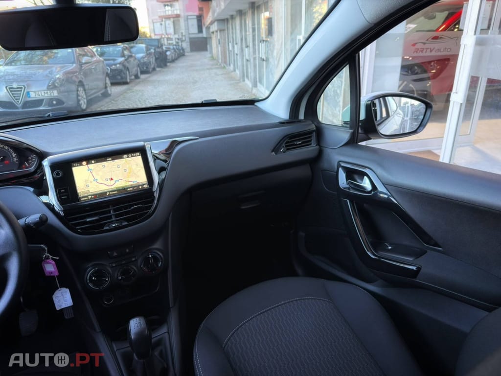 Peugeot 208 PureTech 82 Start & Stop Active