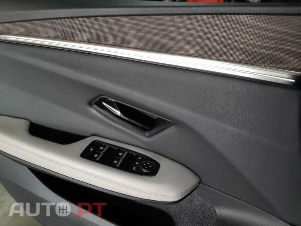 Renault Mégane 100% ELÉTRICO ICONIC 220CV AUTONOMIA CONFORT CA22