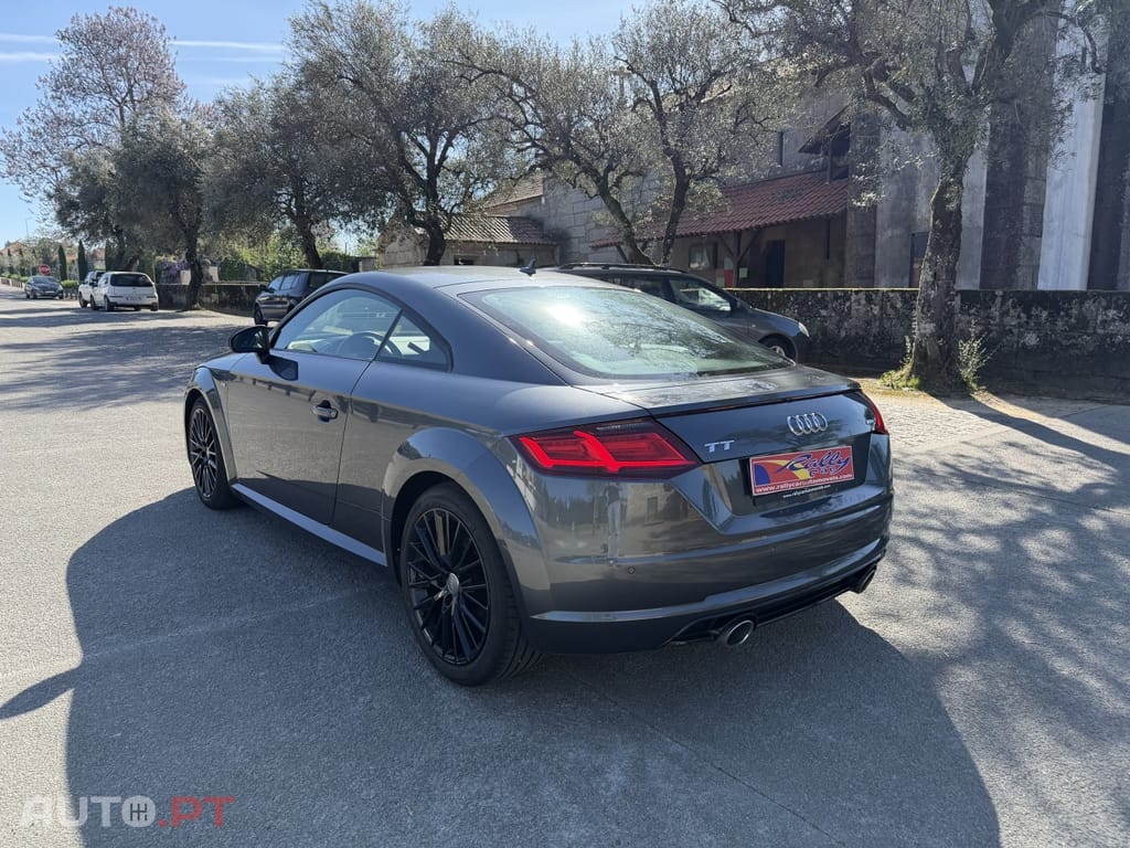 Audi TT 2.0 TDI S-line