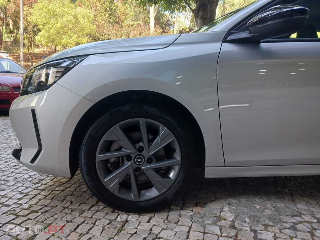 Opel Corsa 1.2 T Elegance