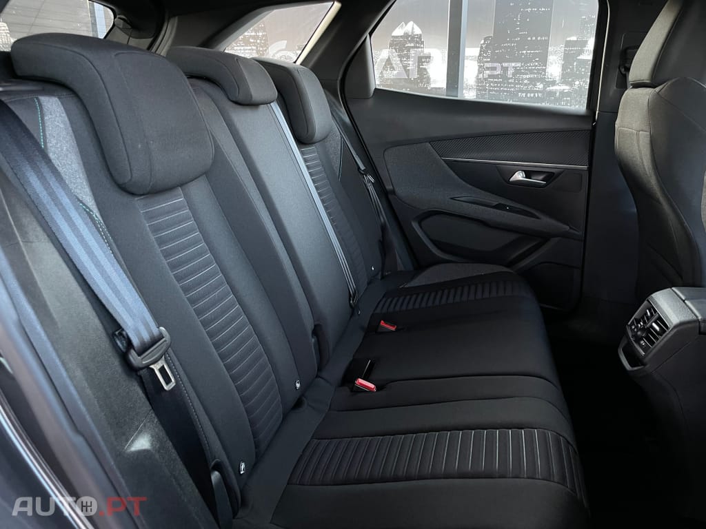 Peugeot 3008 1.2 PureTech Active