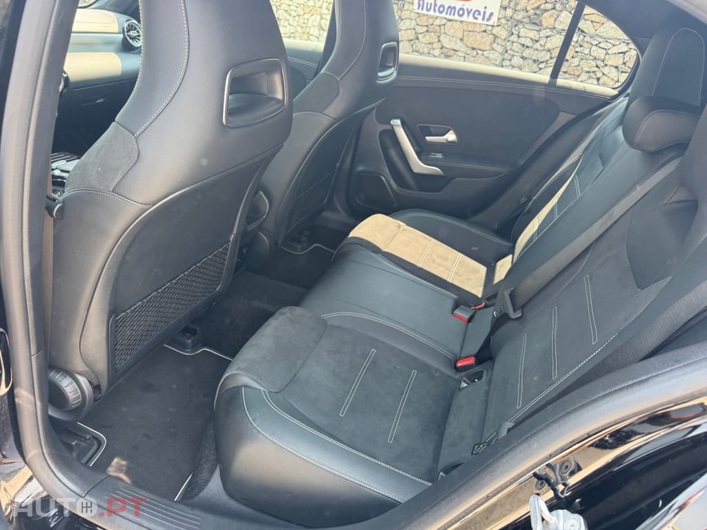 Mercedes-Benz A 250 e AMG Line