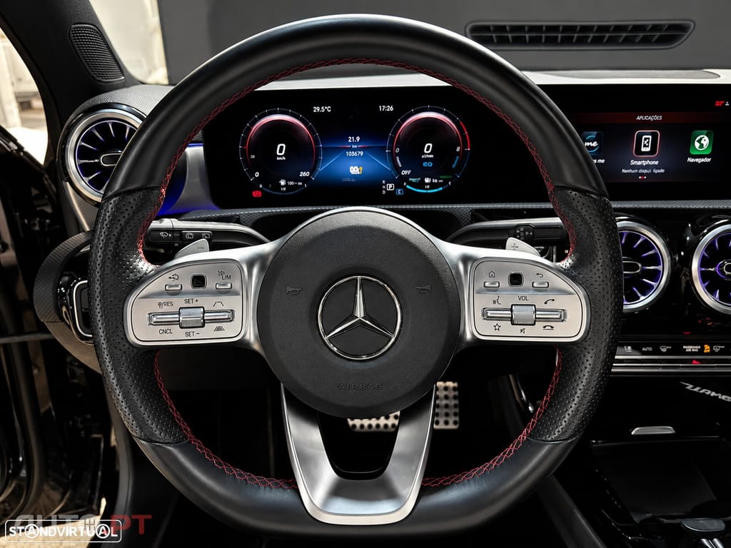 Mercedes-Benz A 250 e AMG Line