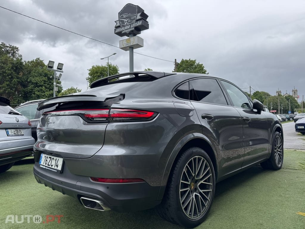 Porsche Cayenne Standard