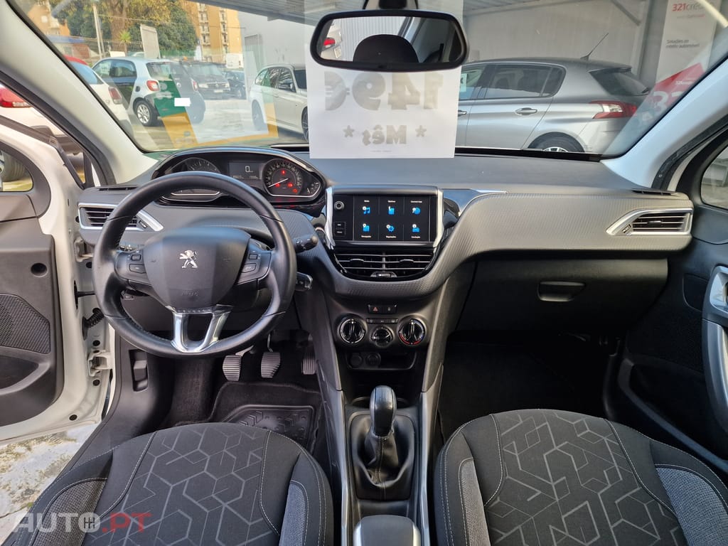 Peugeot 2008 1.2 Style Nacional  1Dono