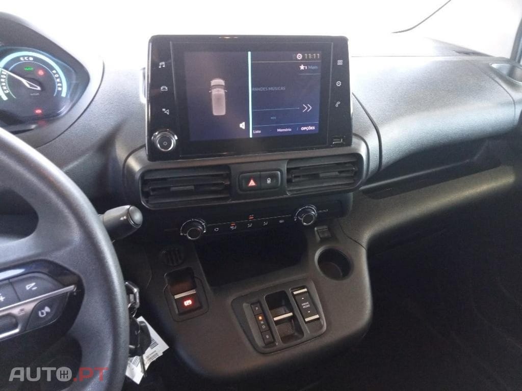 Peugeot Partner e-Partner 50 kWh Premium Standard - IVA Dedutível