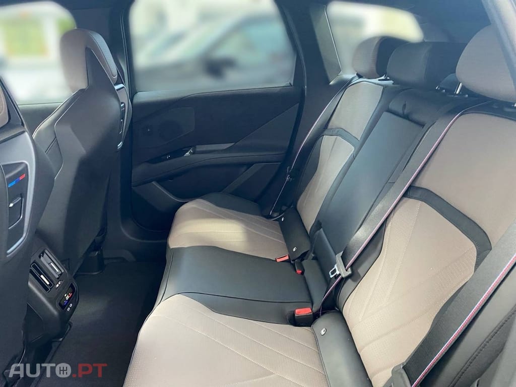 BMW iX3 40 M Sport Pro