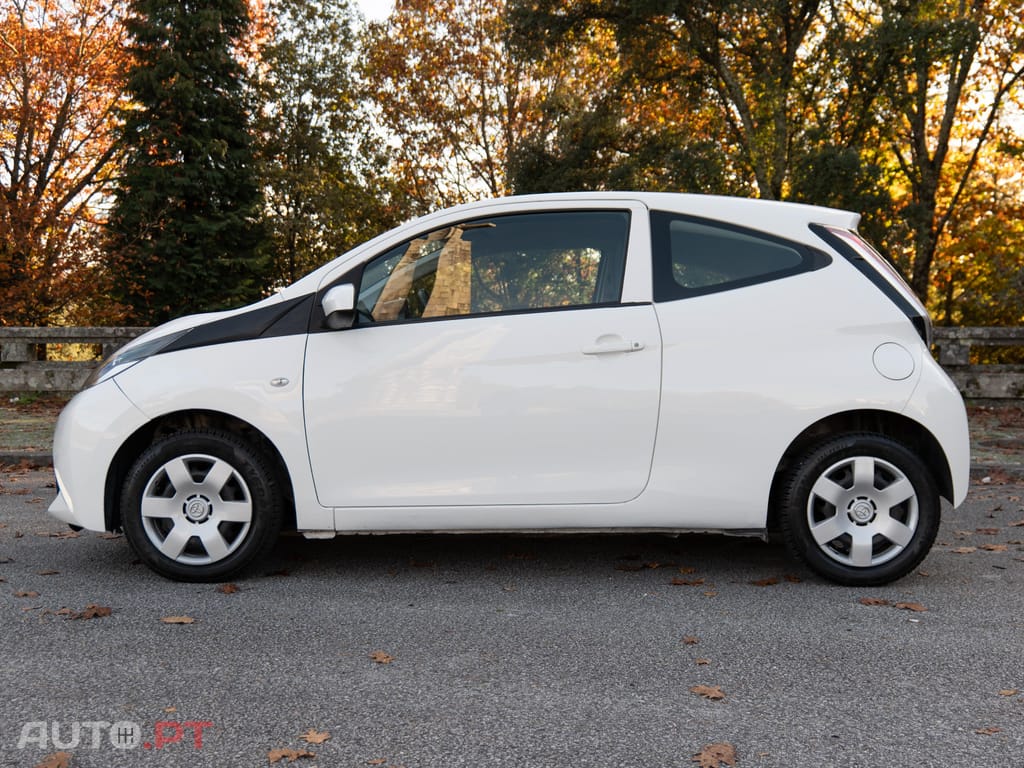 Toyota Aygo Aygo X-play