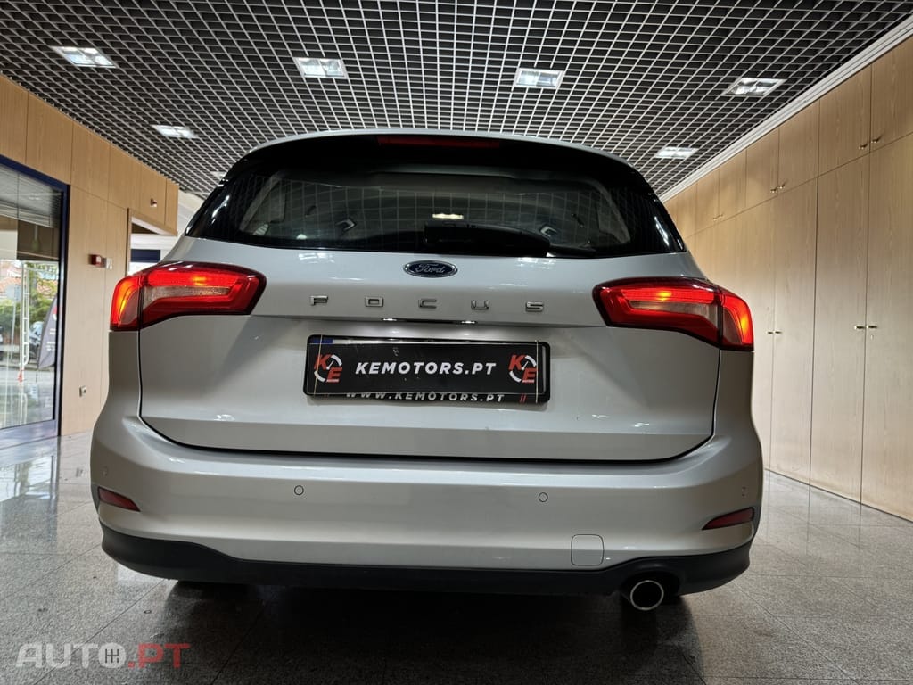 Ford Focus SW 1.5 TDCi EcoBlue ST-Line