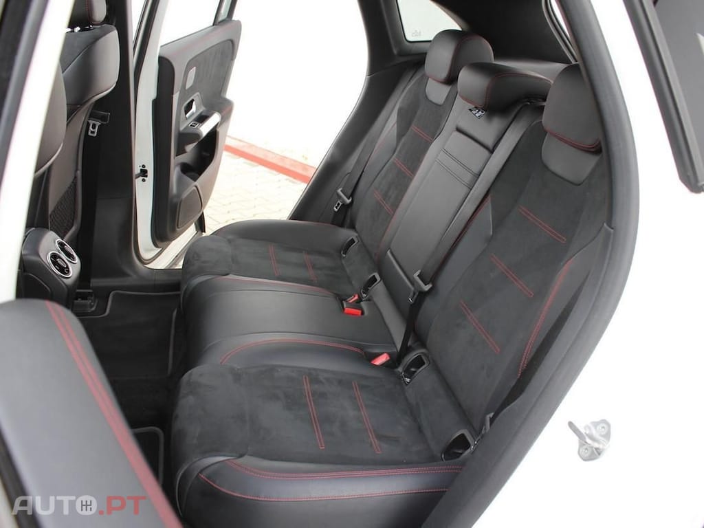 Mercedes-Benz EQA 300 4Matic AMG Line