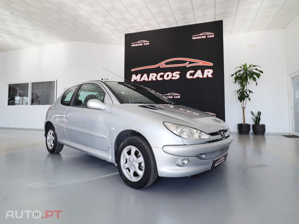 Peugeot 206 1.1 Color Line