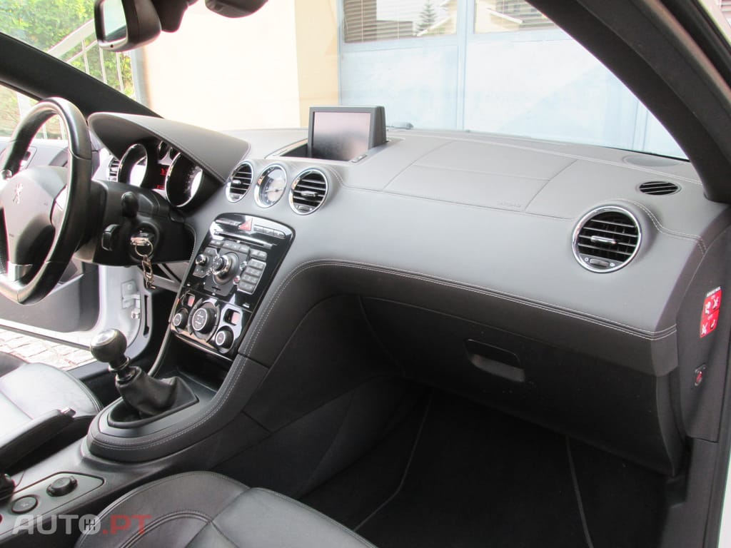 Peugeot RCZ 2.0 HDI  163CV