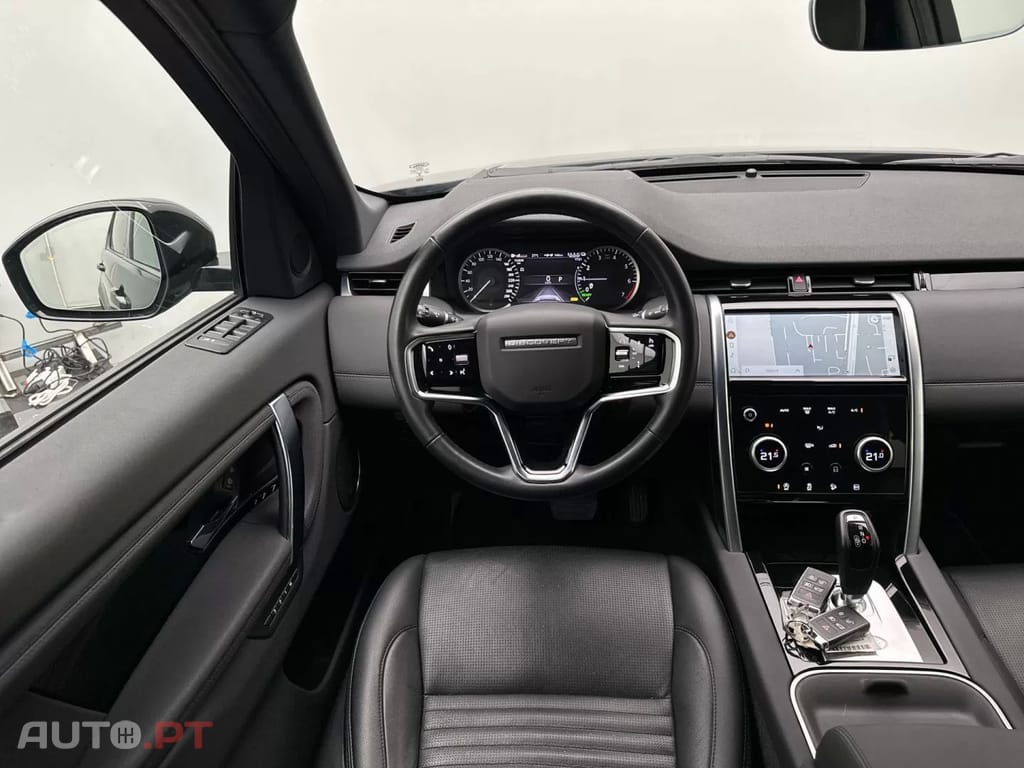 Land Rover Discovery Sport 1.5 I3 P300e AWD SE