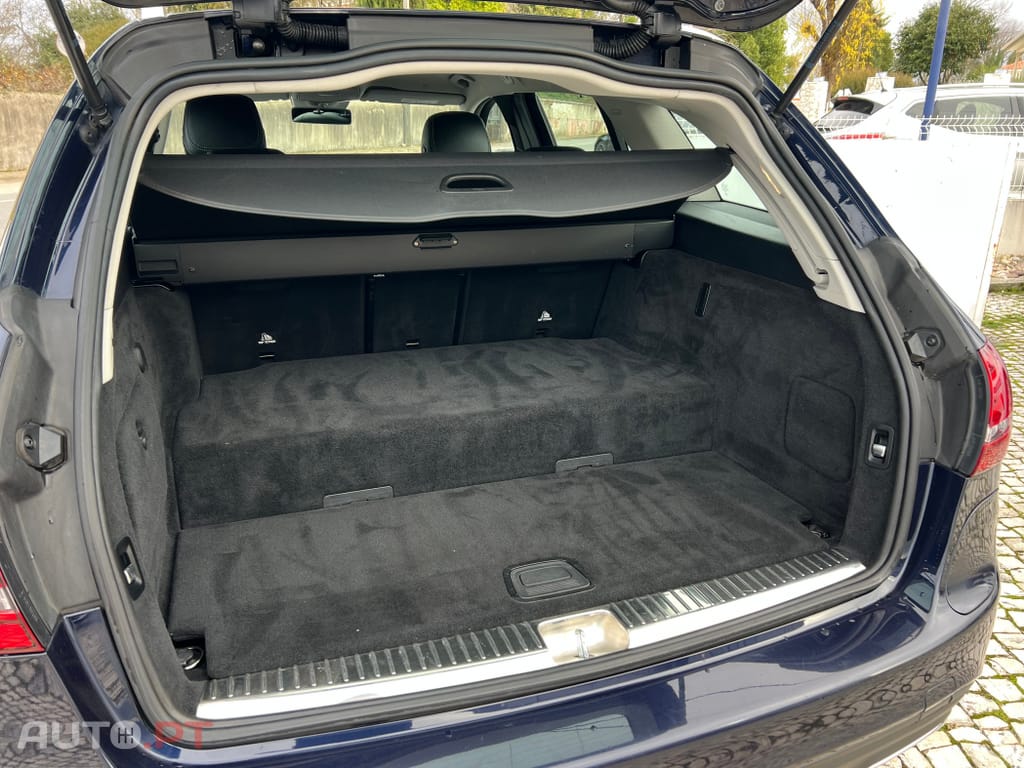 Mercedes-Benz C 300 de T 9G-TRONIC AMG Line
