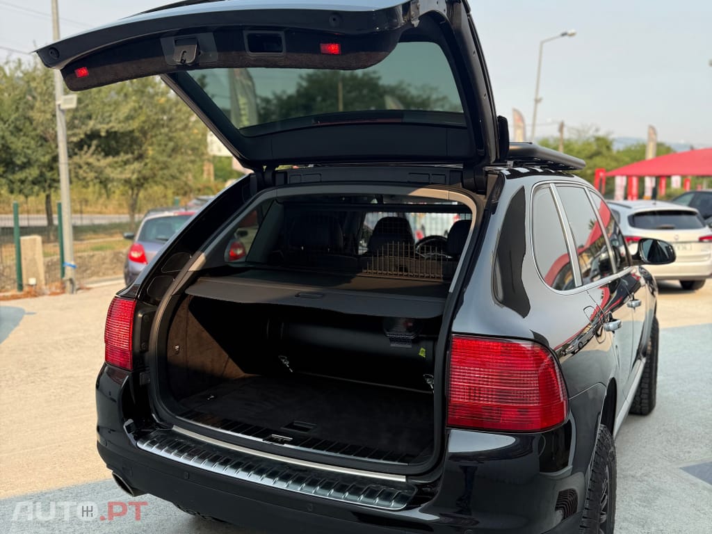 Porsche Cayenne Tiptronic