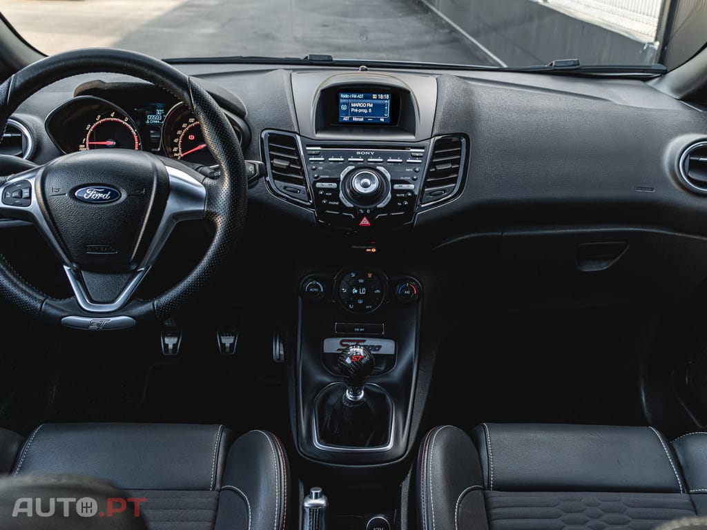 Ford Fiesta ST 200