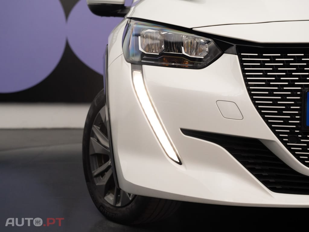 Peugeot E-208 50 kWh Active Pack