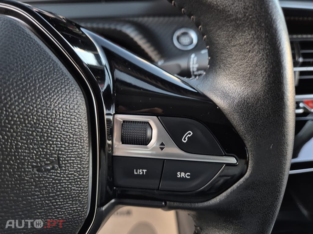 Peugeot 2008 1.2 PureTech Allure Pack