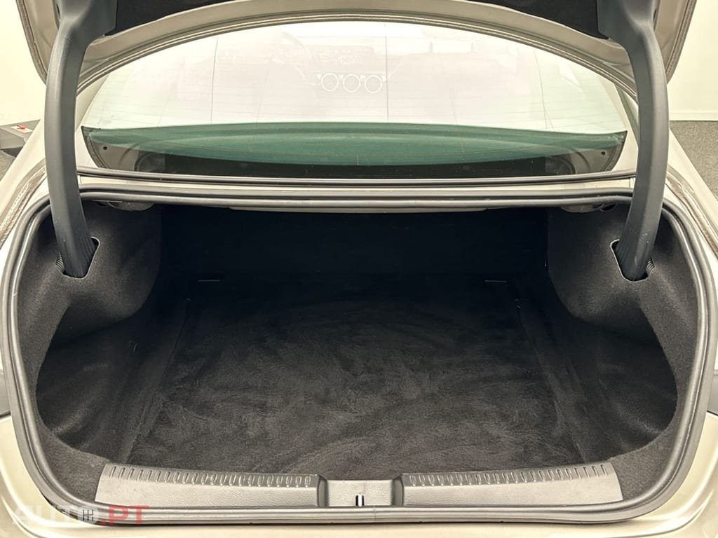 Mercedes-Benz CLA 180 d Business Solutions
