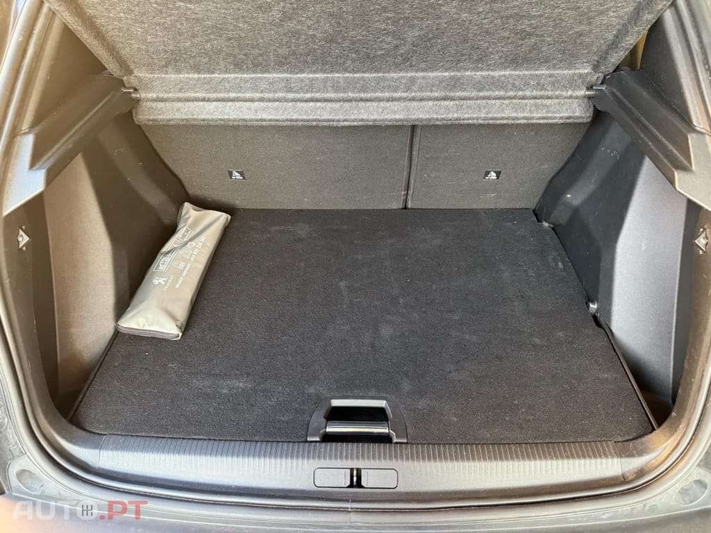 Peugeot 2008 1.2 PureTech GT