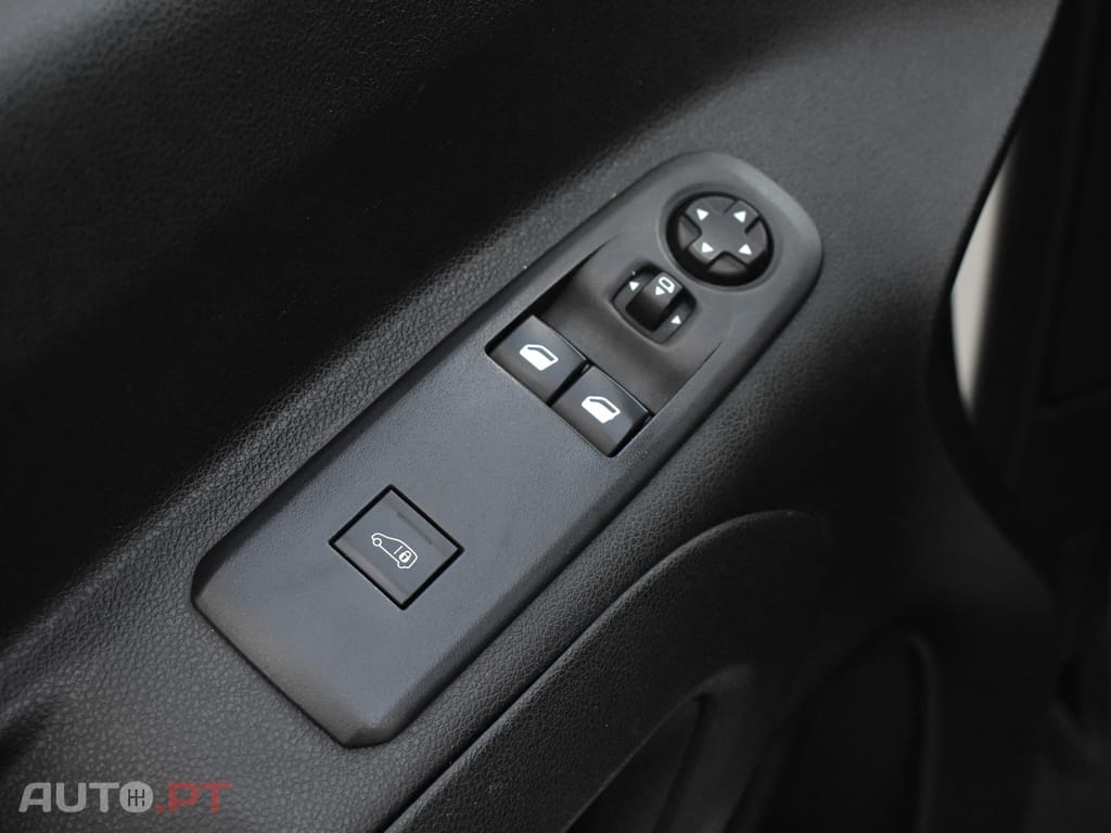 Peugeot Partner 1.5 BlueHDi Premium Longa