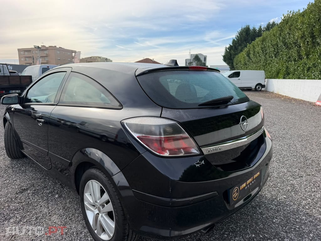 Opel Astra GTC 1.7 CDTi