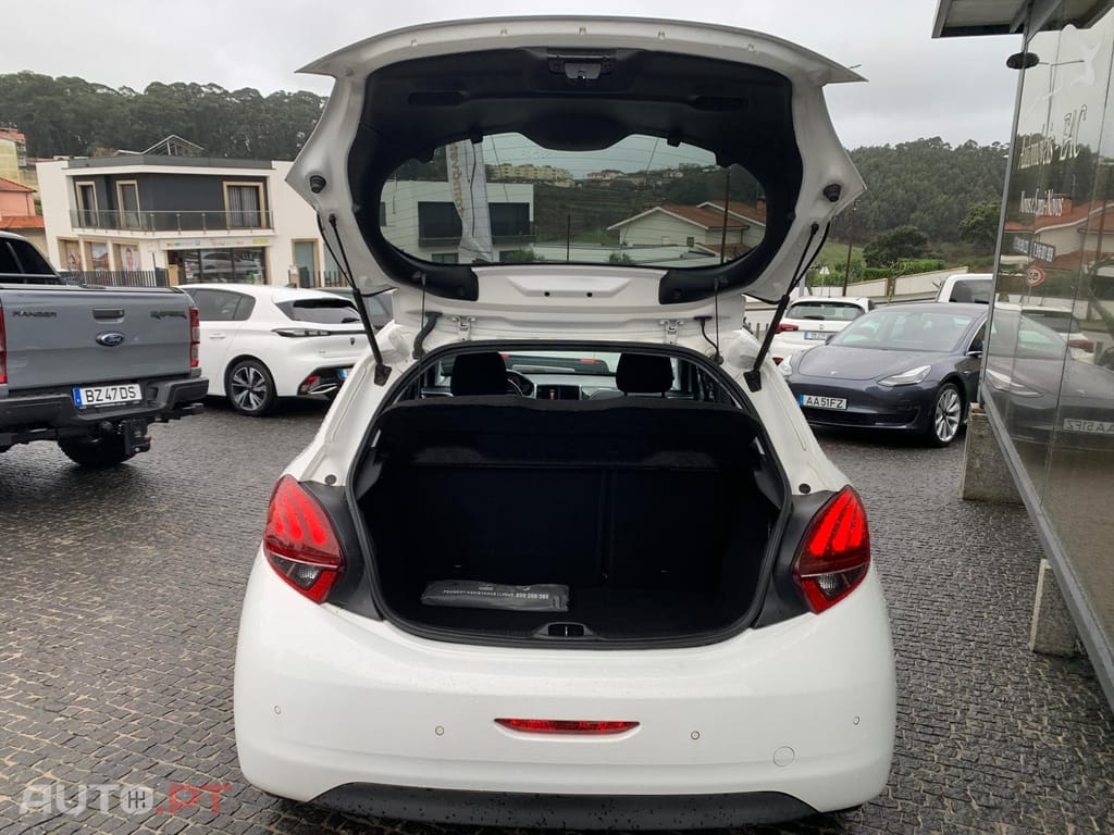 Peugeot 208 1.2 PureTech Style