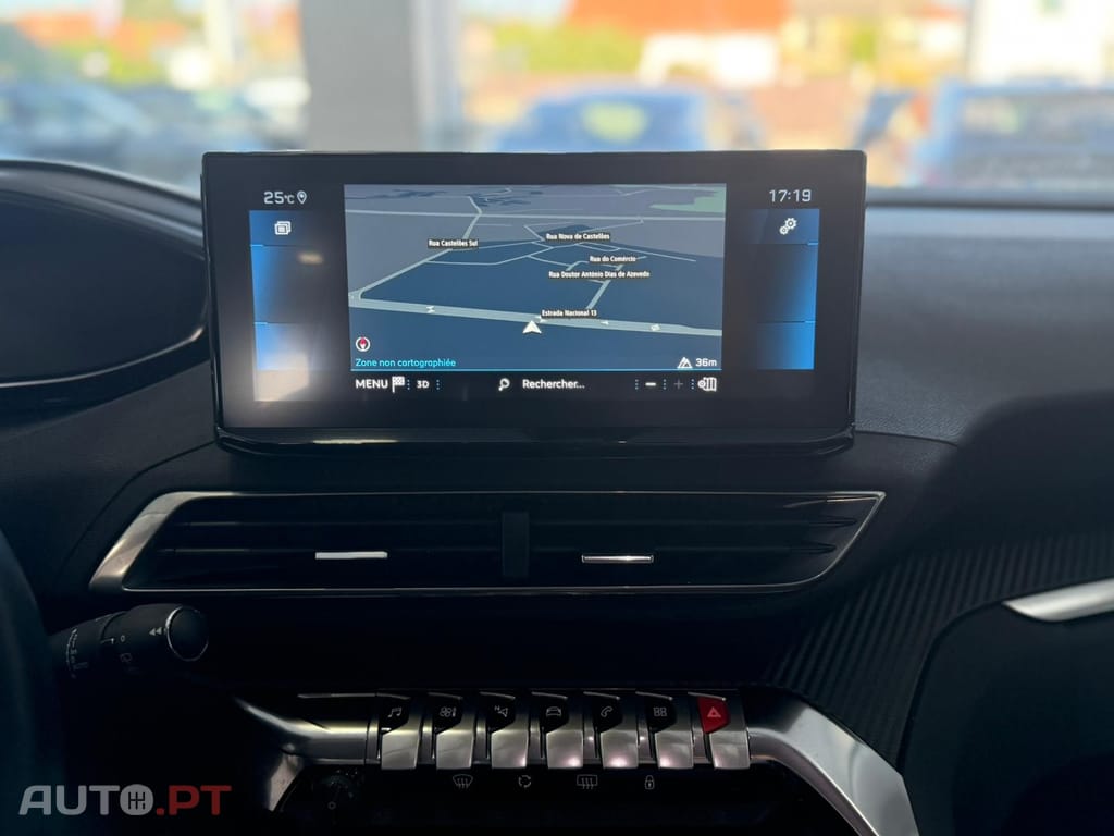 Peugeot 5008 1.5 BlueHDi Allure EAT8