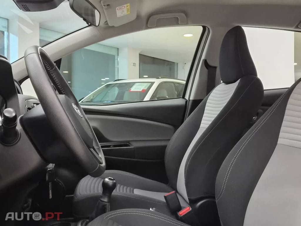 Toyota Yaris 1.0 VVT-i Comfort