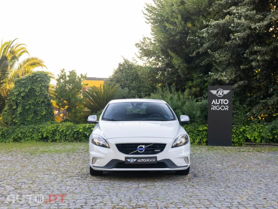 Volvo V40 1.6 D2 R-Design