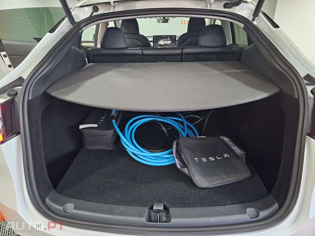 Tesla Model Y Tração Traseira